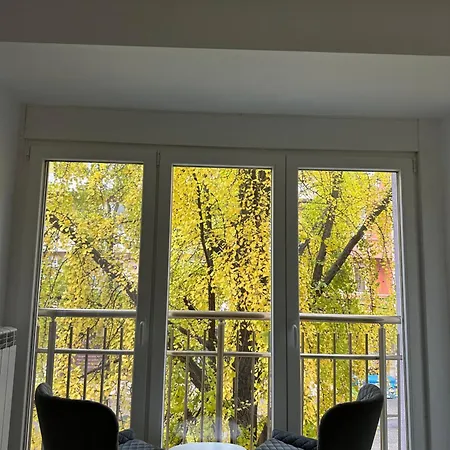 بيت ضيافة бутик ресторант брасери и релакс зона сажитариус كيوستينديل