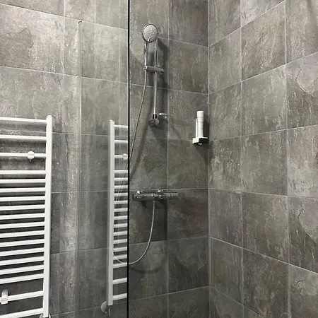 бутик ресторант брасери и релакс зона сажитариус Vendégház Kjusztendil