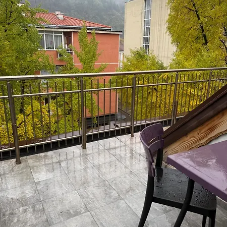 бутик ресторант брасери и релакс зона сажитариус Vendégház Kjusztendil