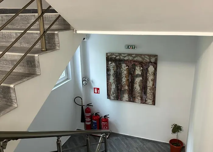 бутик ресторант брасери и релакс зона сажитариус 4*